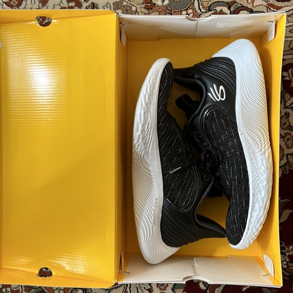 Curry 9 Flow Size 12 Black - Picture 3 of 8